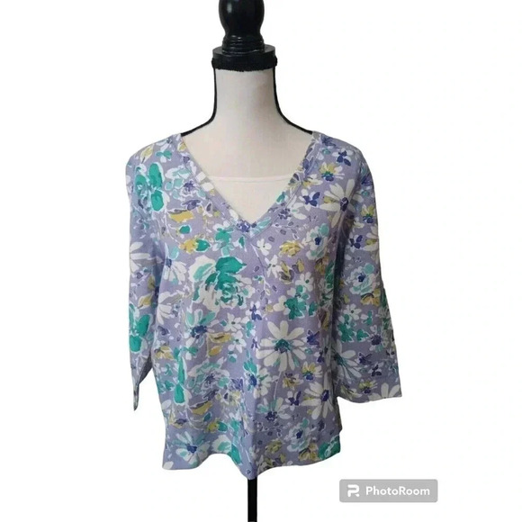 Crazy Horse by Liz Claiborne Tops - Crazy Horse Liz Claiborne Floral 100% Cotton Top V Neck 3/4 Sleeve Large